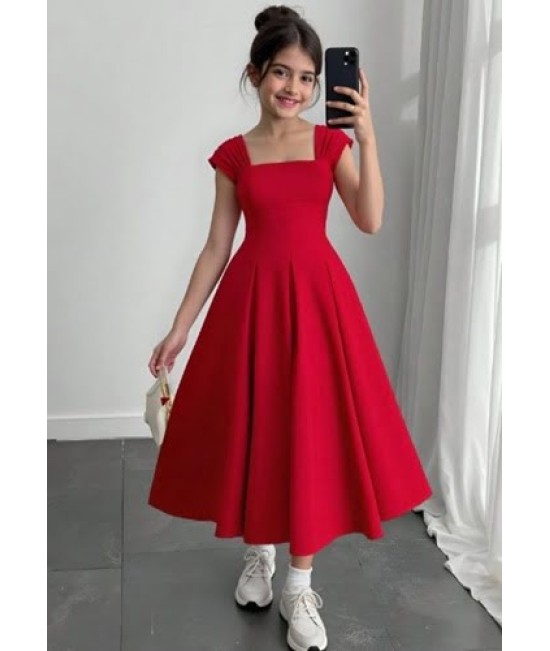 KIZ ÇOCUK KIRMIZI UZUN ASKILI ELBİSE